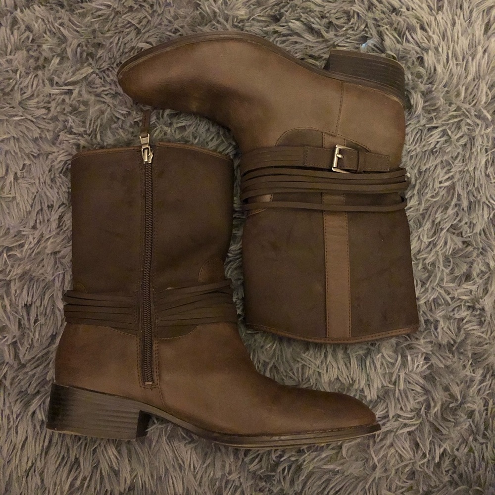 Brown Chaps Boots
